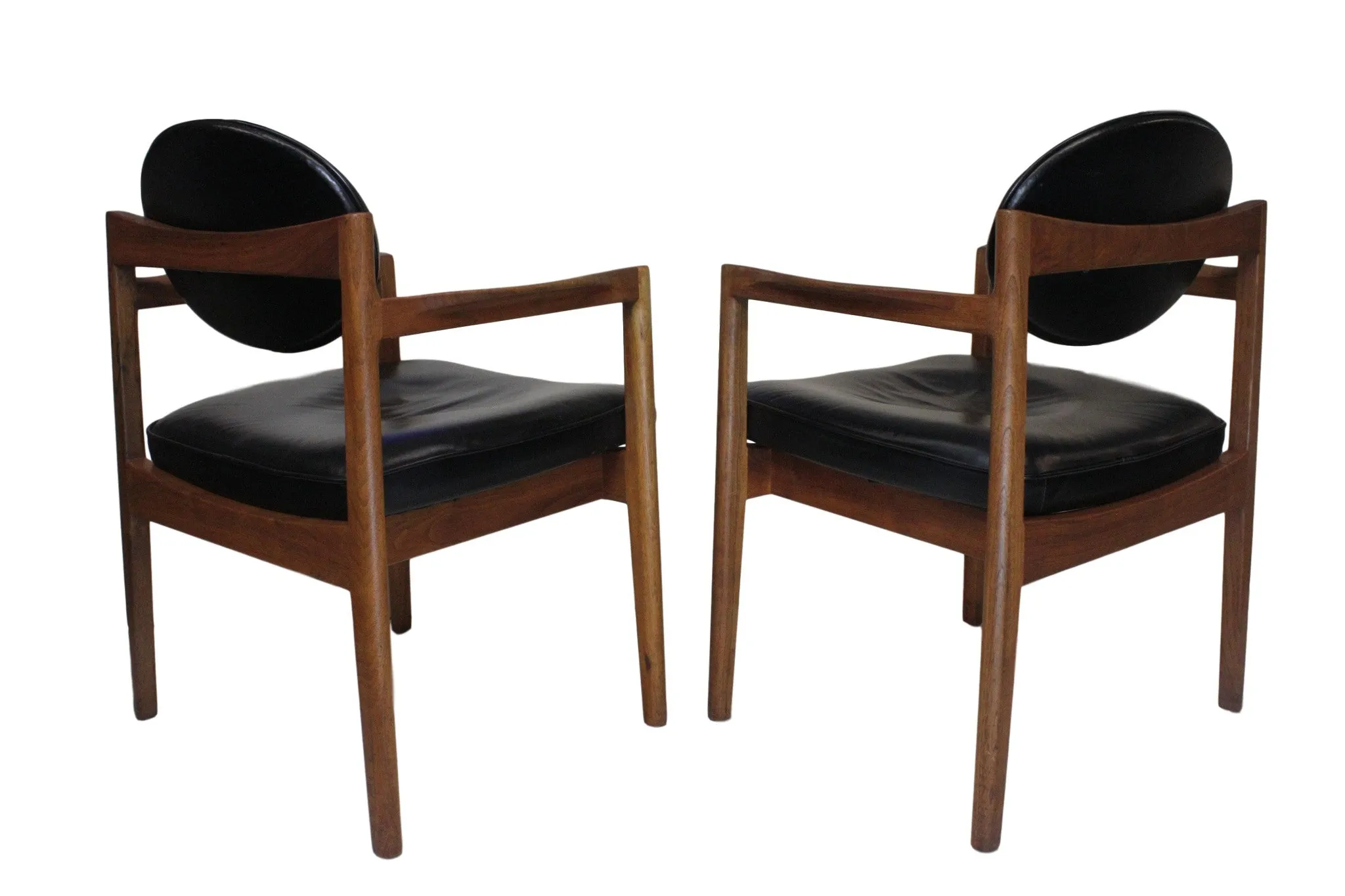 RARE Matching Pair of Vintage Black Leather Oval-Back Lounge Chairs by Jens Risom